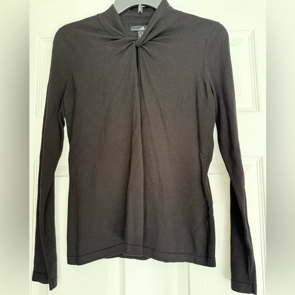 Willi Smith Tops - Willi Smith Elegant Black Long Sleeve Top